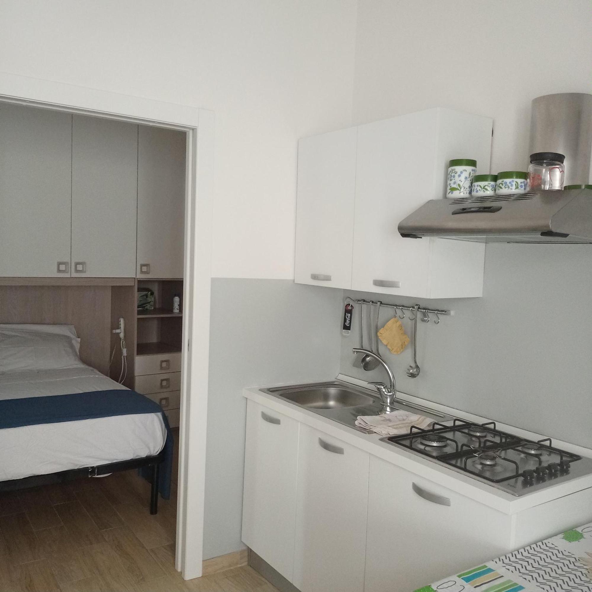 Petite Maison 46 Torre dell'Orso Exteriör bild